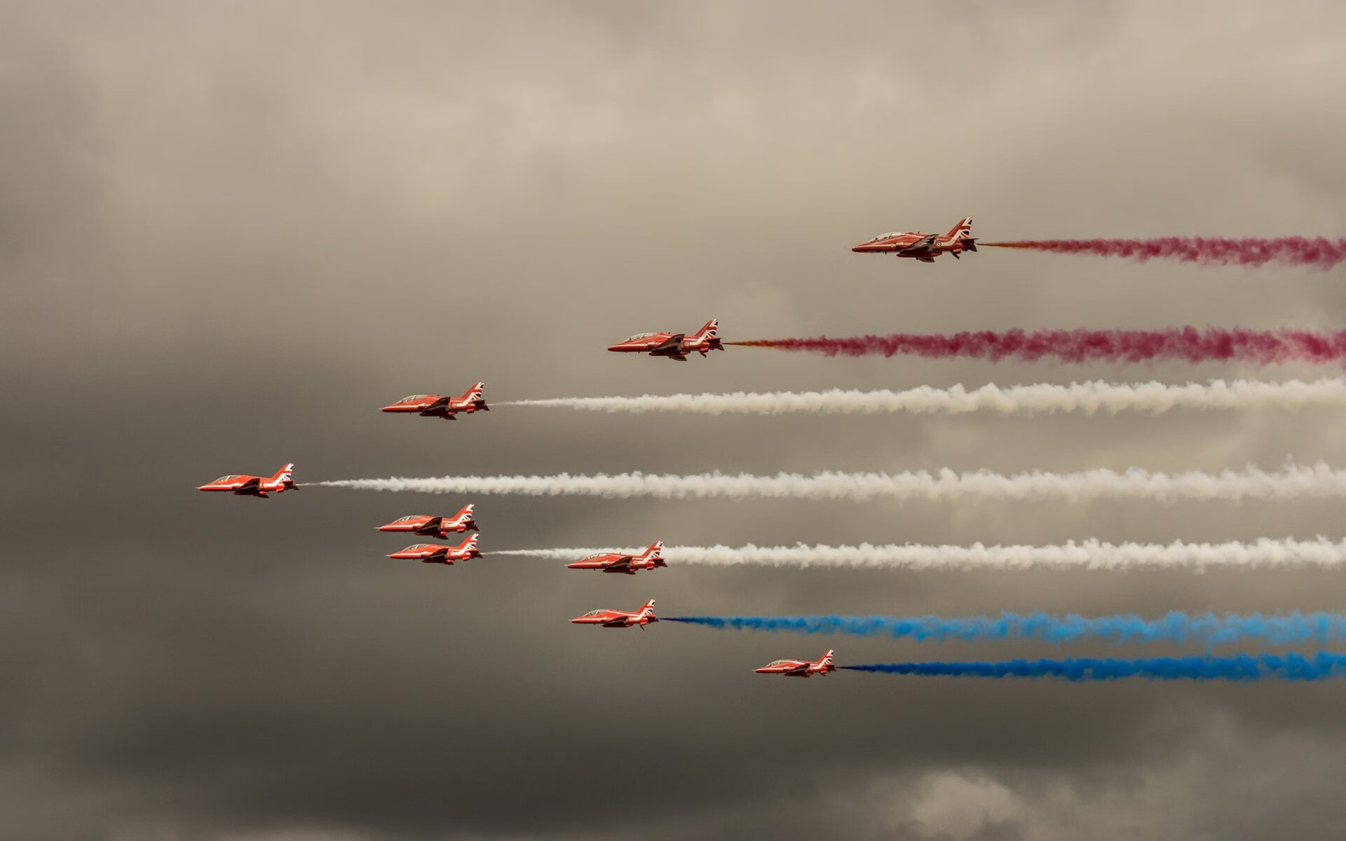 熊猫体育直播-裁判新规：持续优化判罚体系，让比赛更公平公正，裁判宣布比赛规则