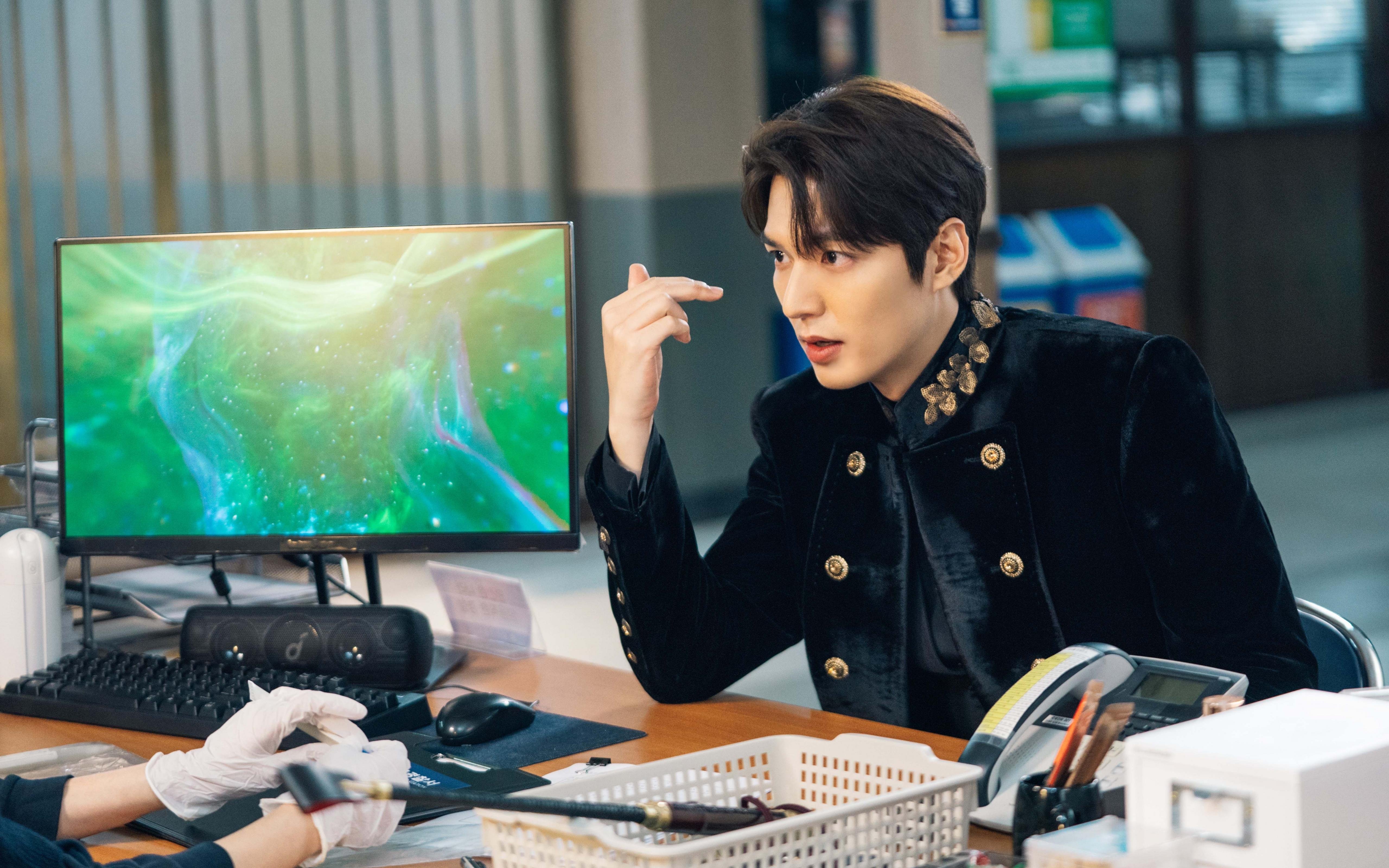 裁判新规:持续优化判罚体系,让比赛更公平公正,裁判宣布比赛规则