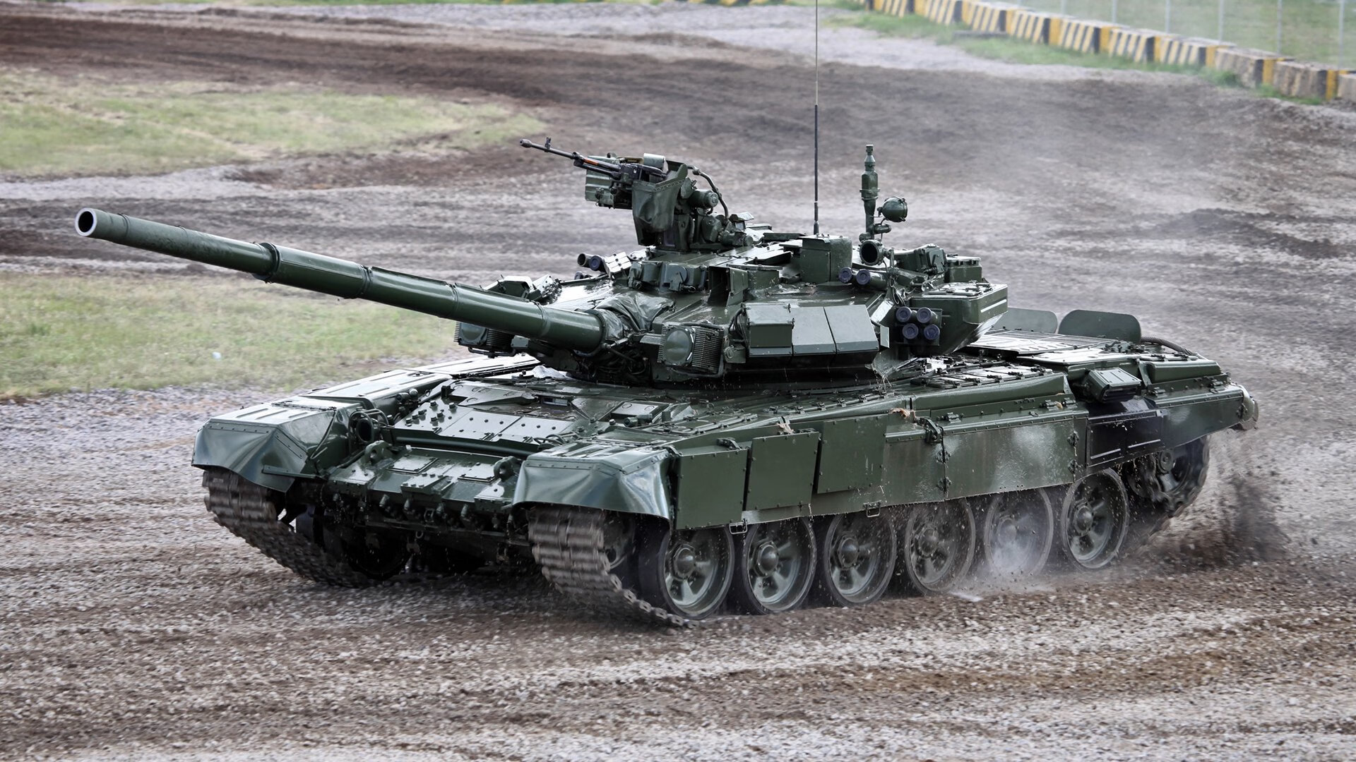 熊猫体育全站-上海海港中场核心状态火热，上海海港中超