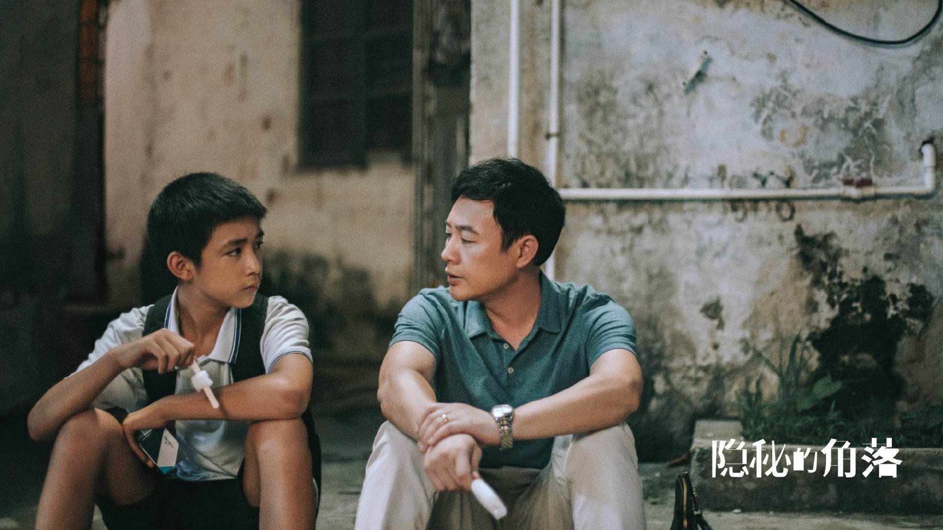 熊猫体育平台安全-拜仁主场大胜！罗本梅开二度，轻松取胜，拜仁罗本时期阵容