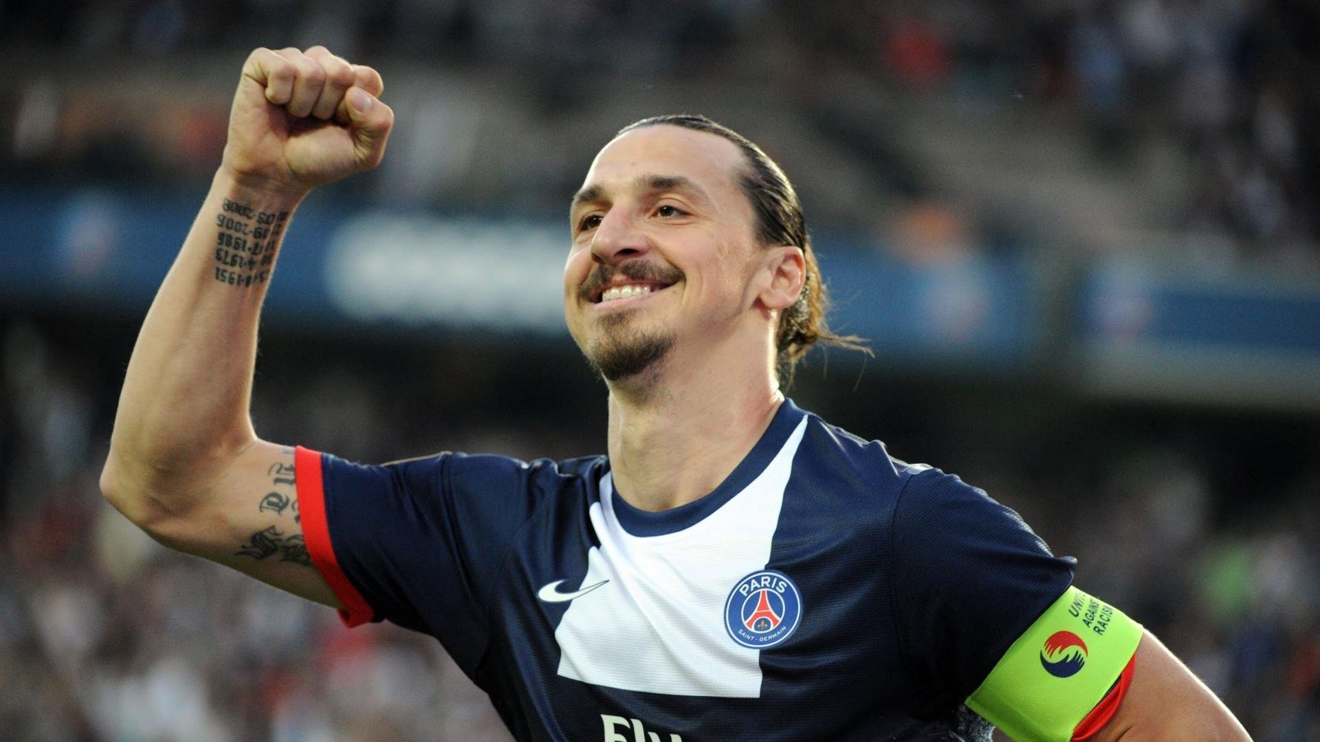 拜仁主场大胜!罗本梅开二度,轻松取胜,拜仁罗本时期阵容