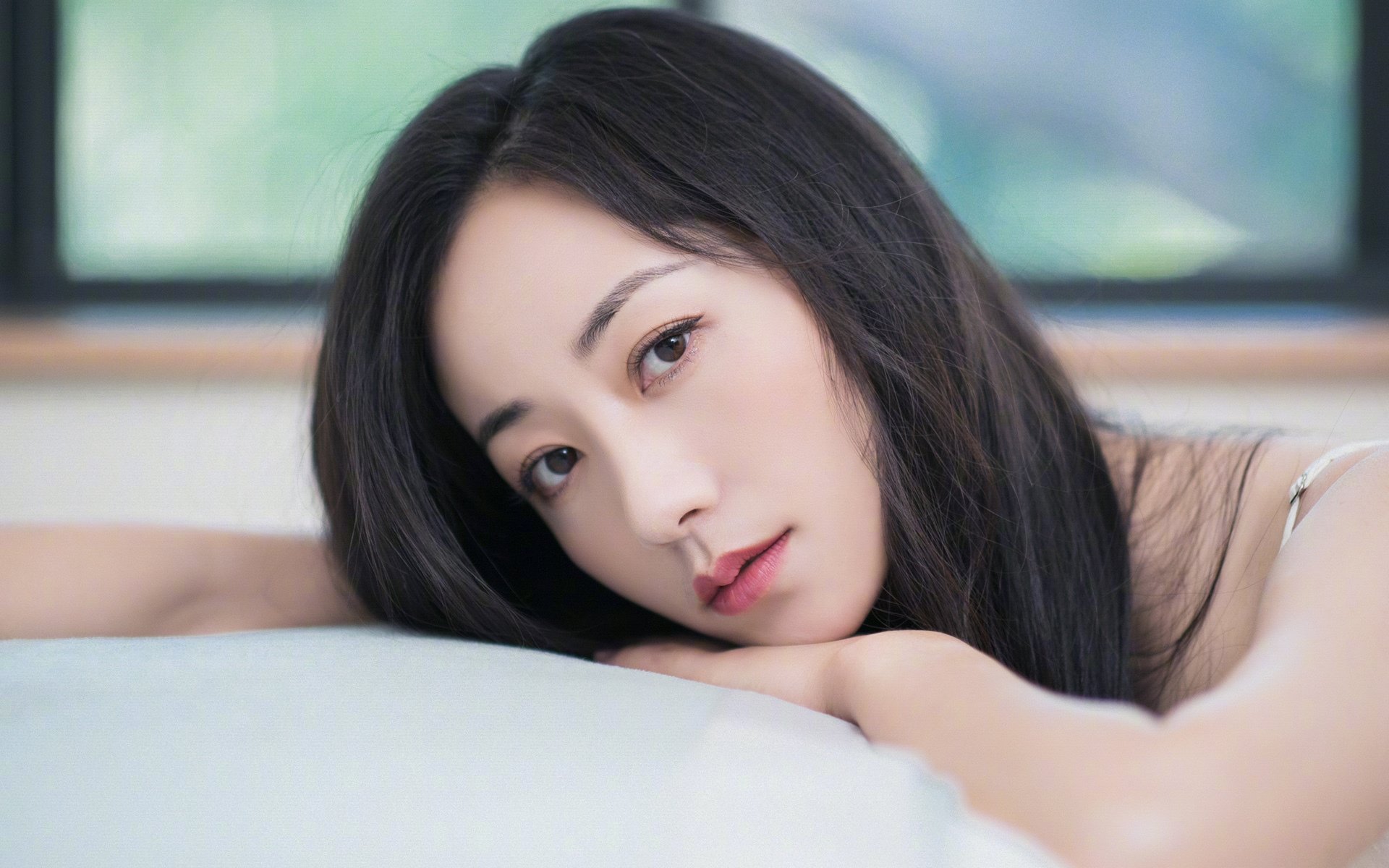 熊猫体育在线官网-亚历克斯·格林伍德在橄榄球锦标赛中发挥出色，成为防守新星，亚历克斯-格林伍德